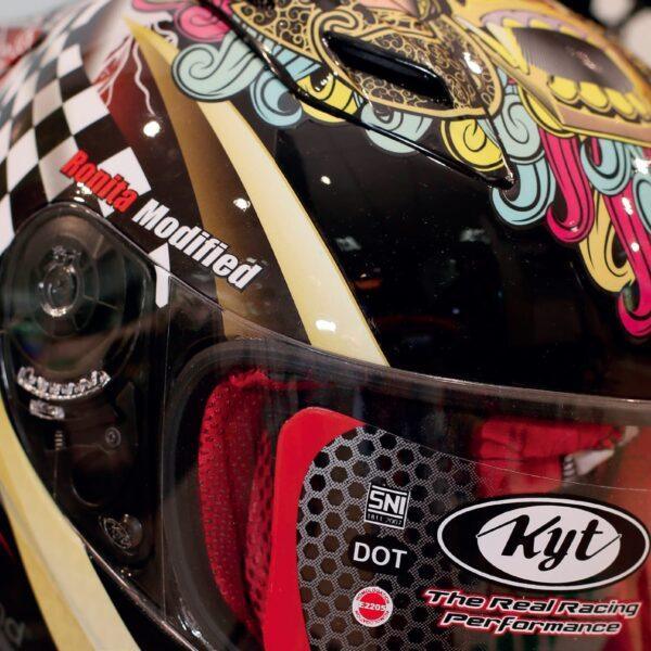 Roland Monomeric Gloss Laminate 1370mm x 100m